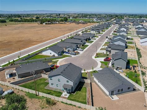 builders in kuna idaho.